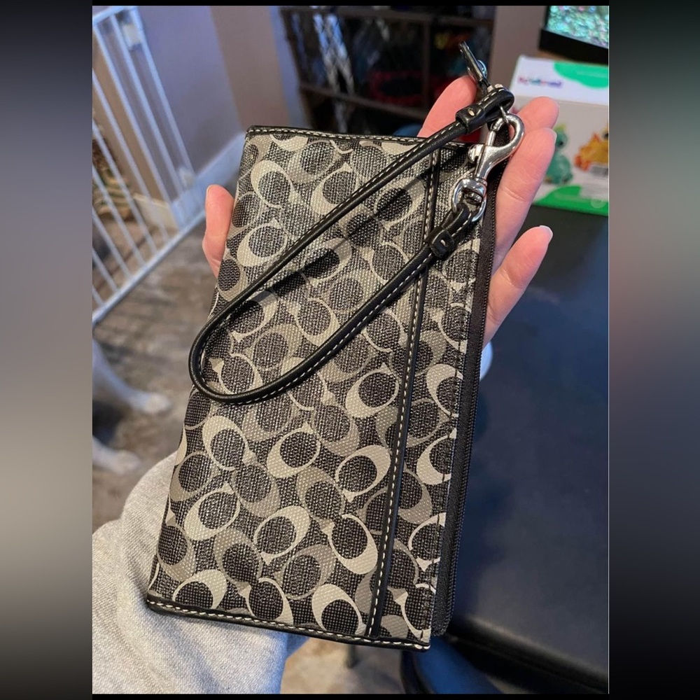 Coach wristlet